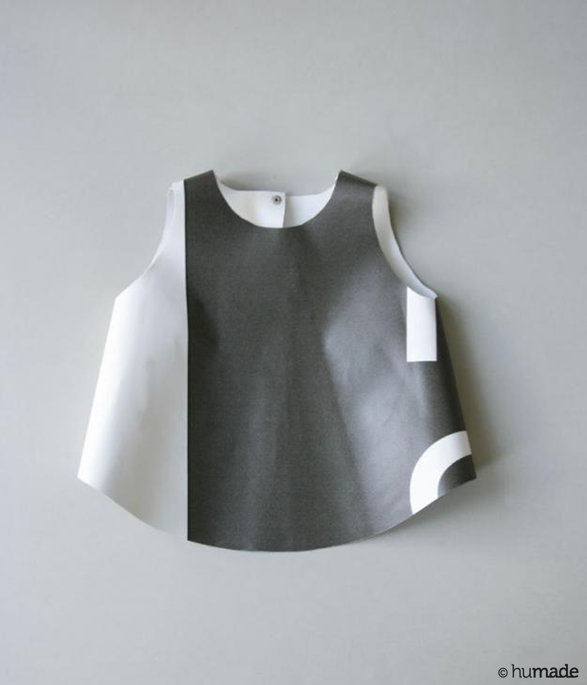 Apron - These childrens aprons are made for small baking and gardening boys and girls. The super strong apro...