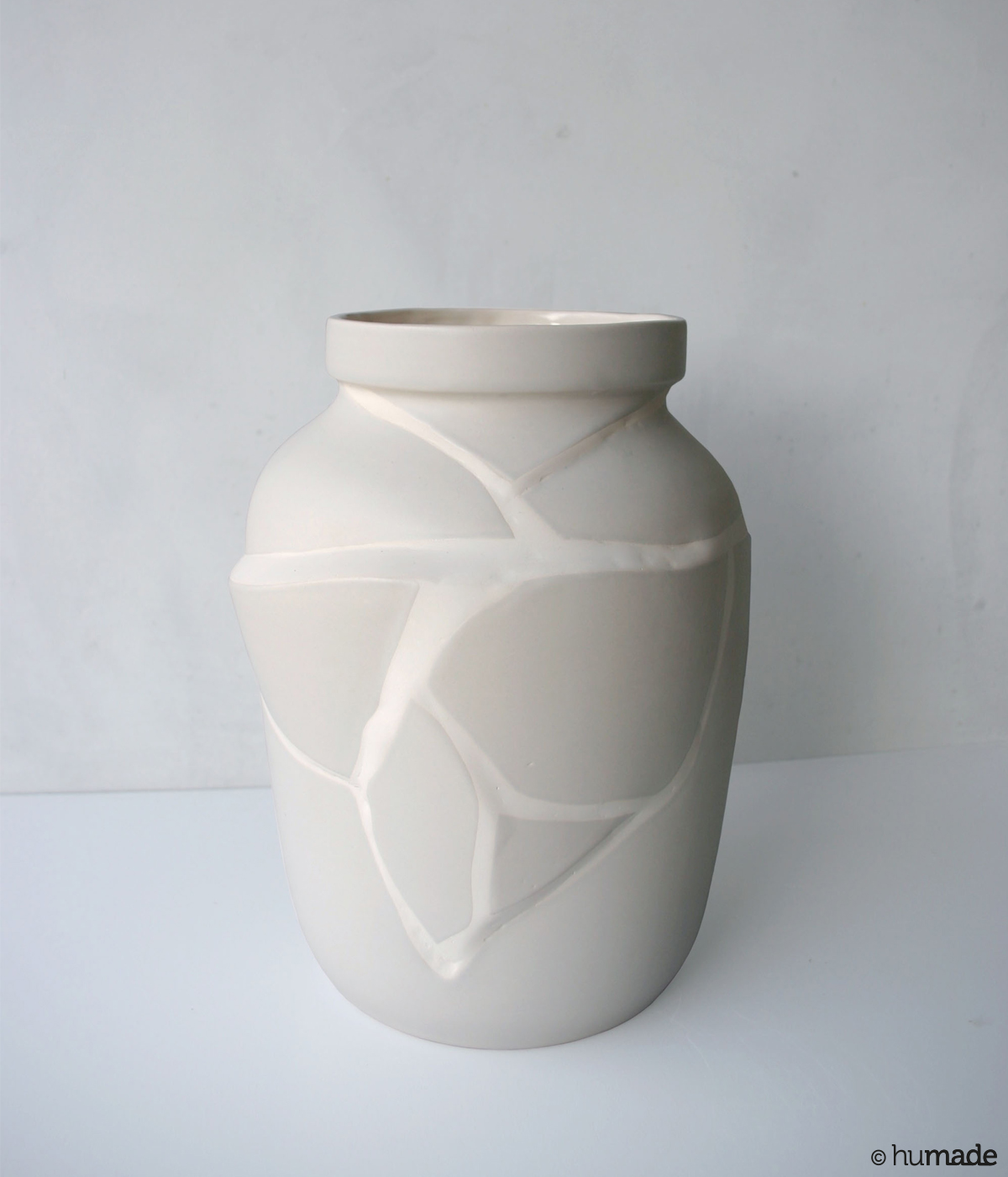 tectonic vase humade earthenware tectonic plates cor unum glaze 2 jpg